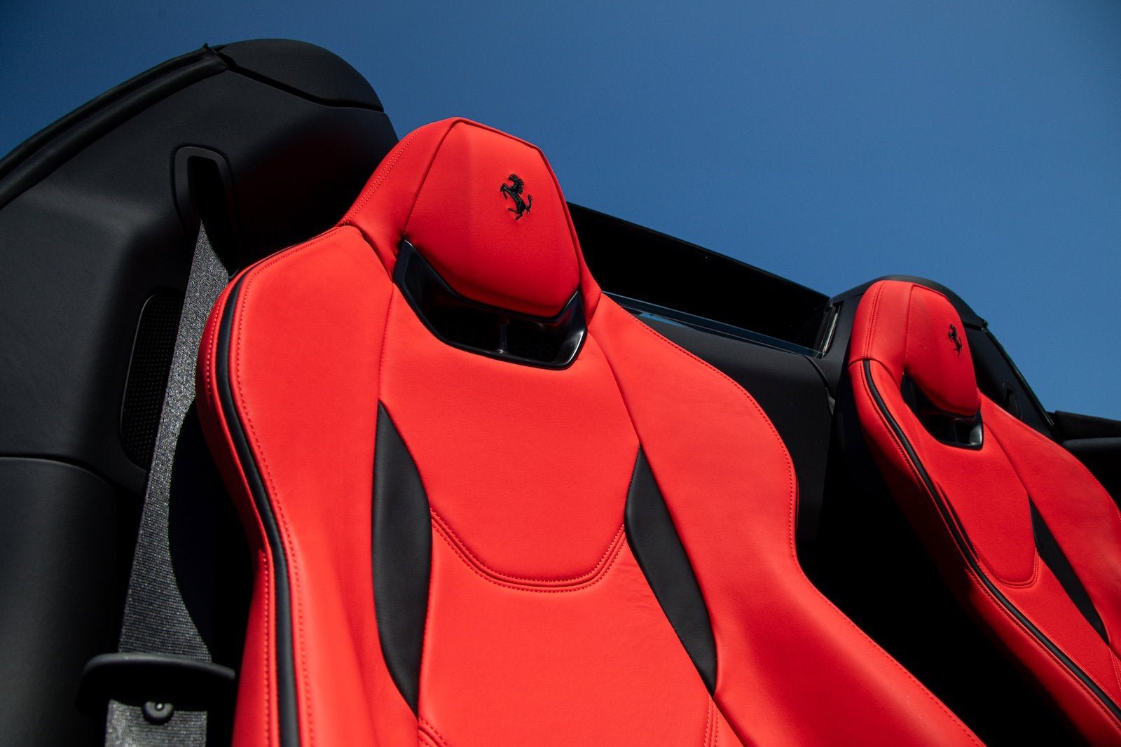 Certified Used 2025 Nero Ferrari  image 14