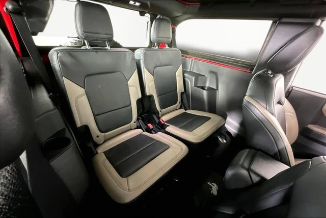 Used 2022 Red Ford Wildtrak image 23