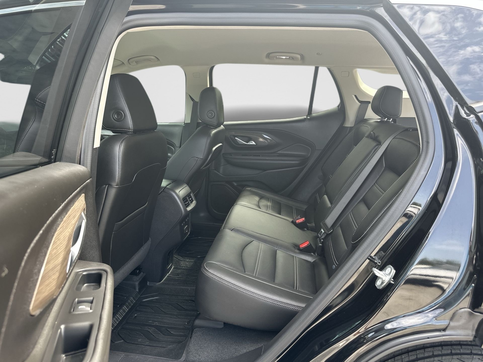 2024 GMC Terrain Denali - Photo 25