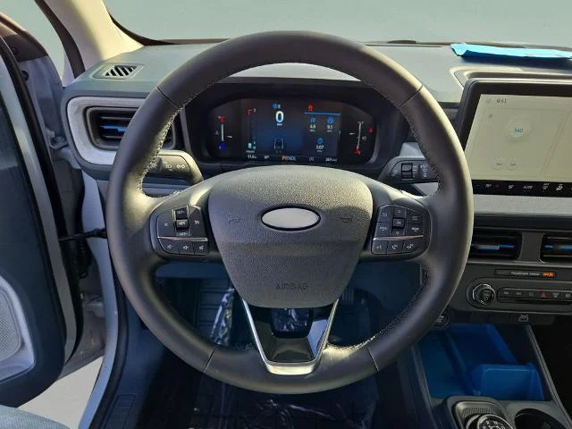 New 2026 Space White Metallic Ford XLT image 4