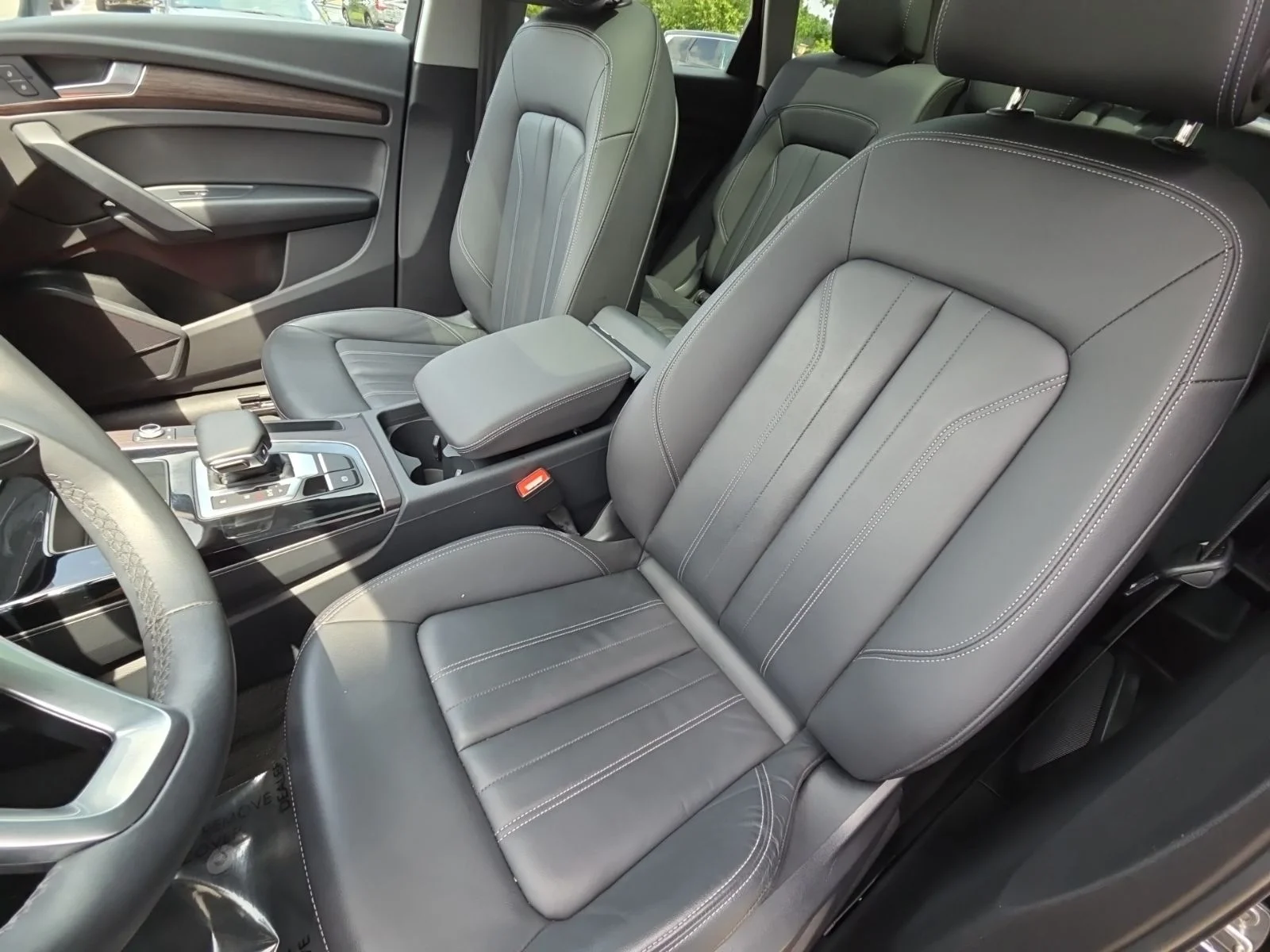 Used 2023 Black Audi 40 Premium image 9