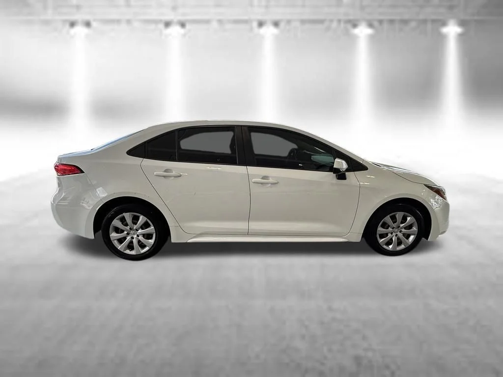 Certified Used 2022 White Toyota LE image 3