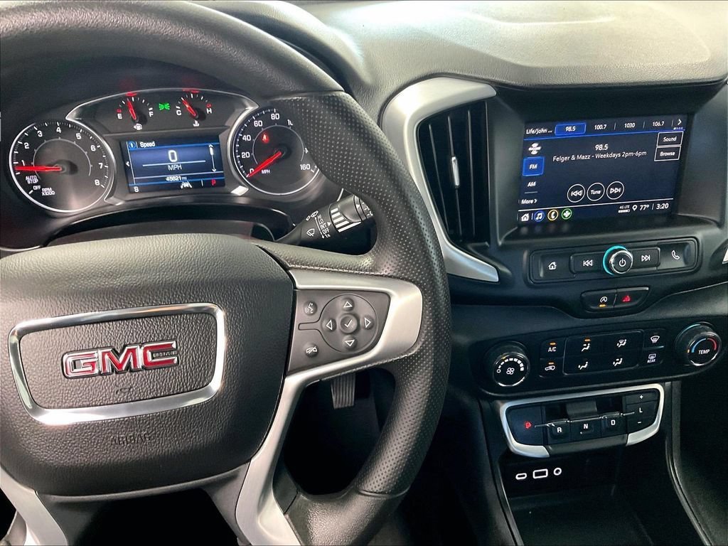 Used 2024 Downpour Metallic GMC SLE image 19