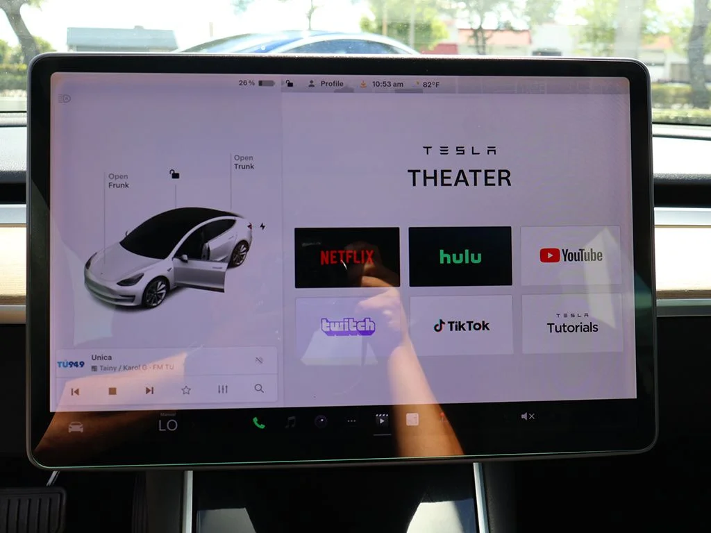 Used 2020 White Tesla Long Range image 52