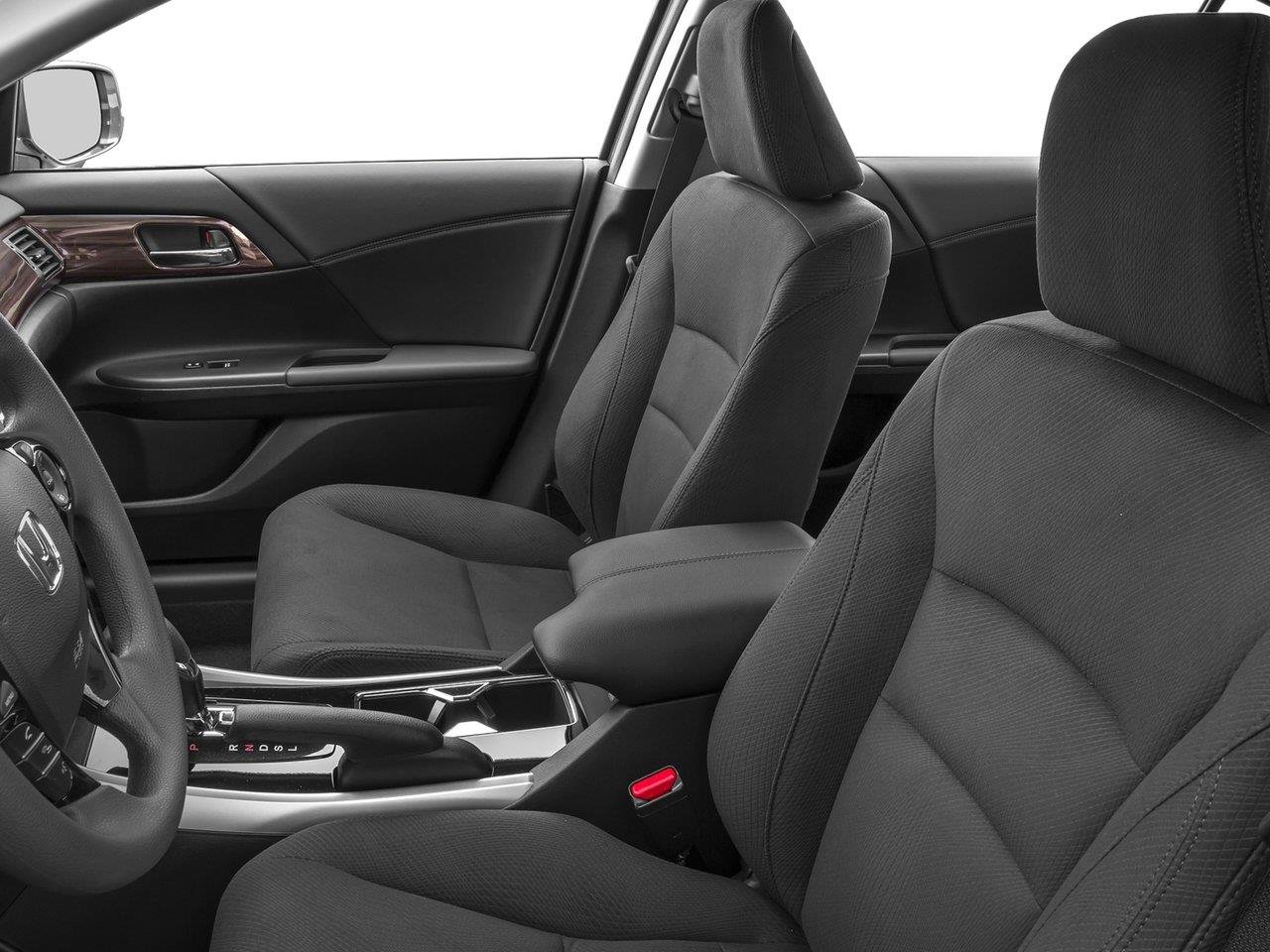 Used 2016  Honda EX image 4