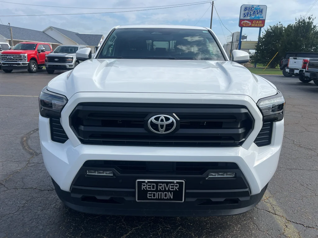 Used 2025 Toyota Tacoma SR5 with VIN 3TYLB5JN2ST084888 for sale in Little Rock
