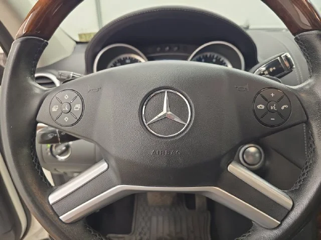 Used 2011 Arctic White Mercedes-Benz GL 450 image 30