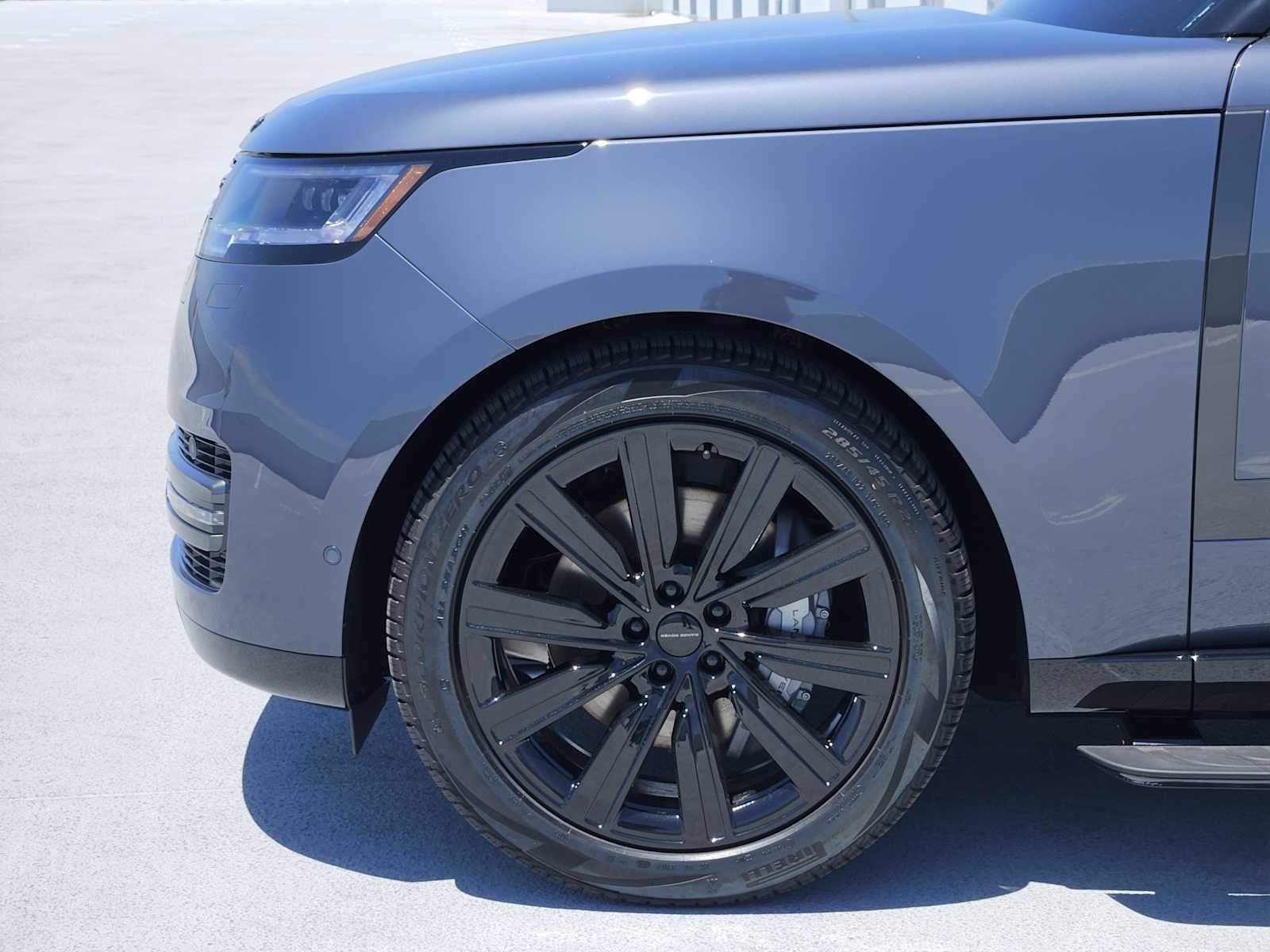 New 2026 Varesine Blue LAND ROVER SE image 9