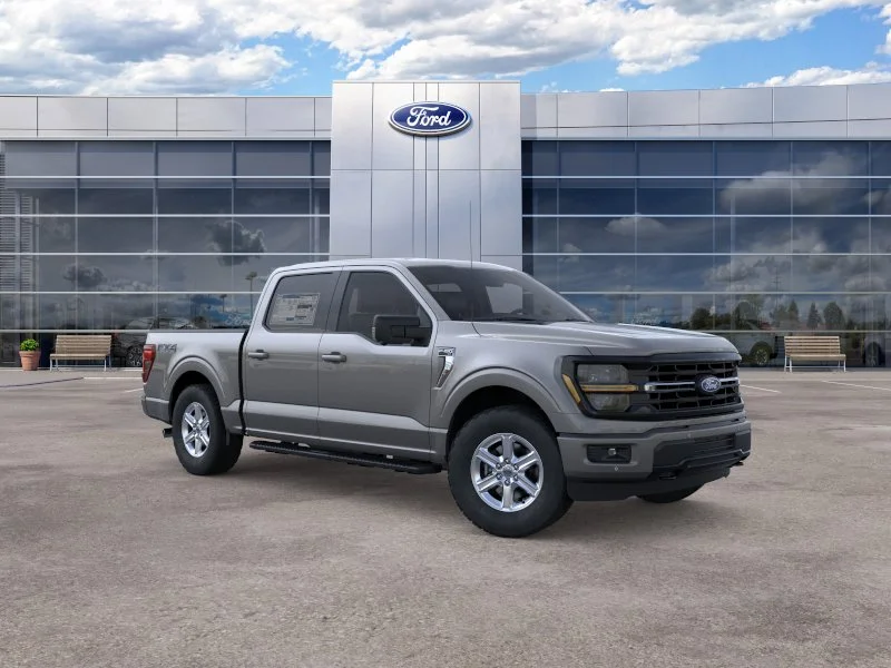 New 2026 Carbonized Gray Metallic Ford XLT image 7