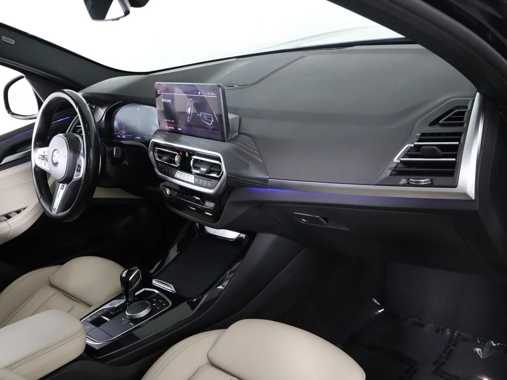 Used 2022 Carbon Black Metallic BMW xDrive30i image 31