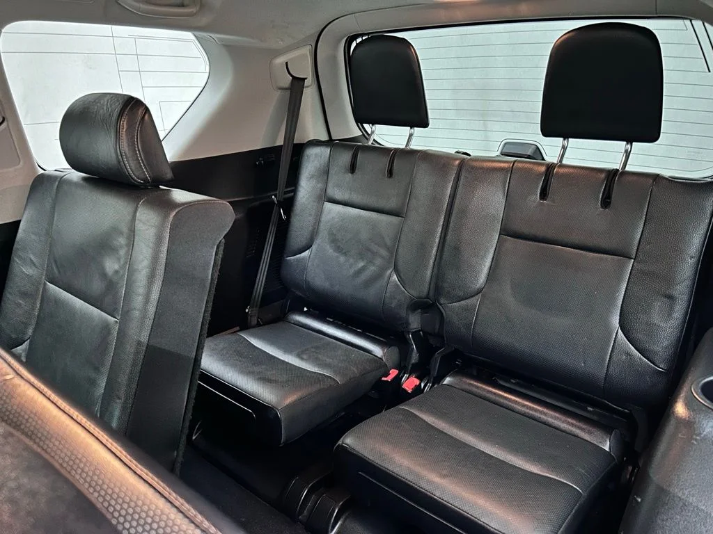 Used 2016 Silver Lexus 460 image 16