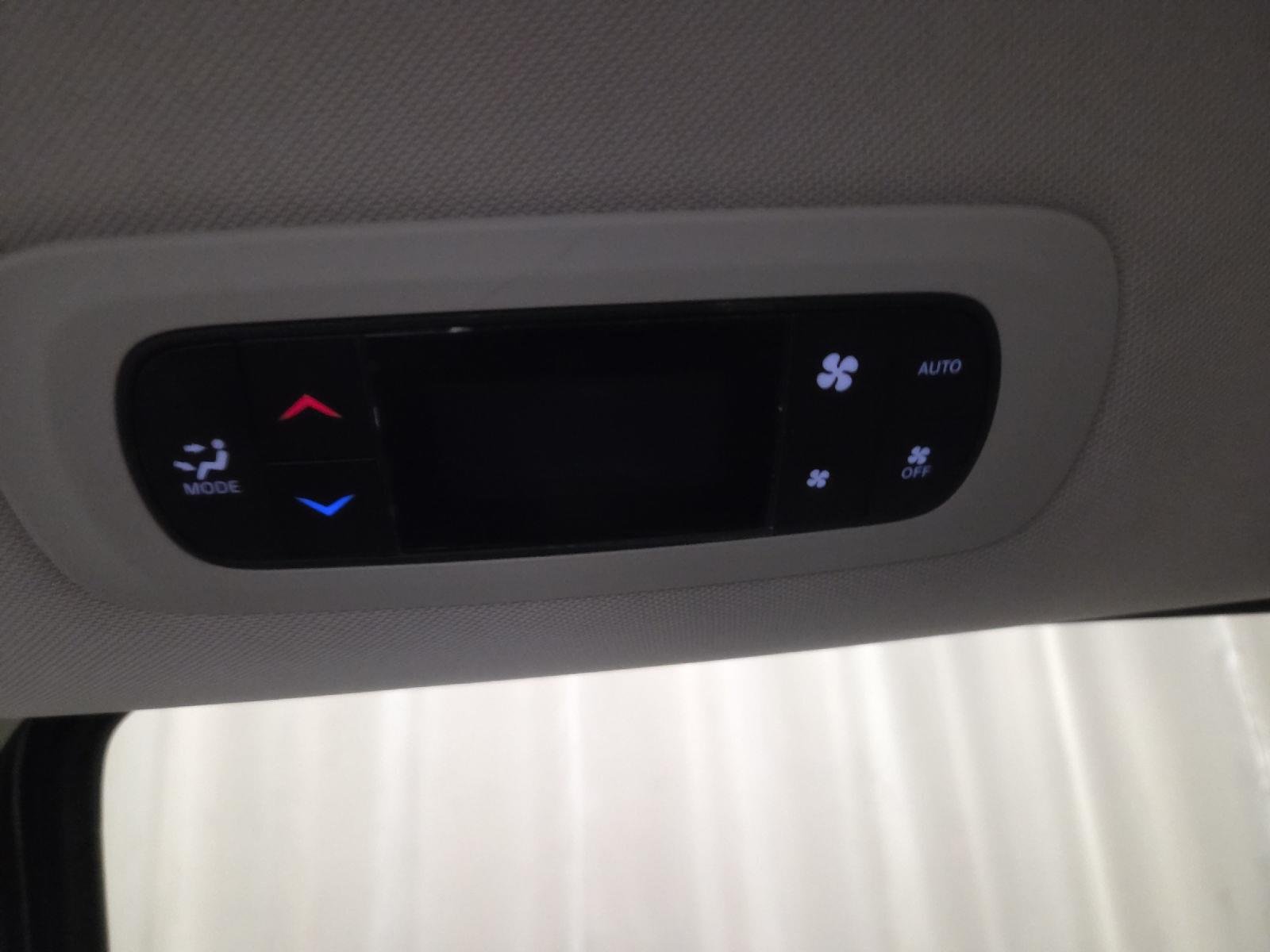 Used 2023 Brilliant Black Crystal Pearlcoat Chrysler Touring L image 32