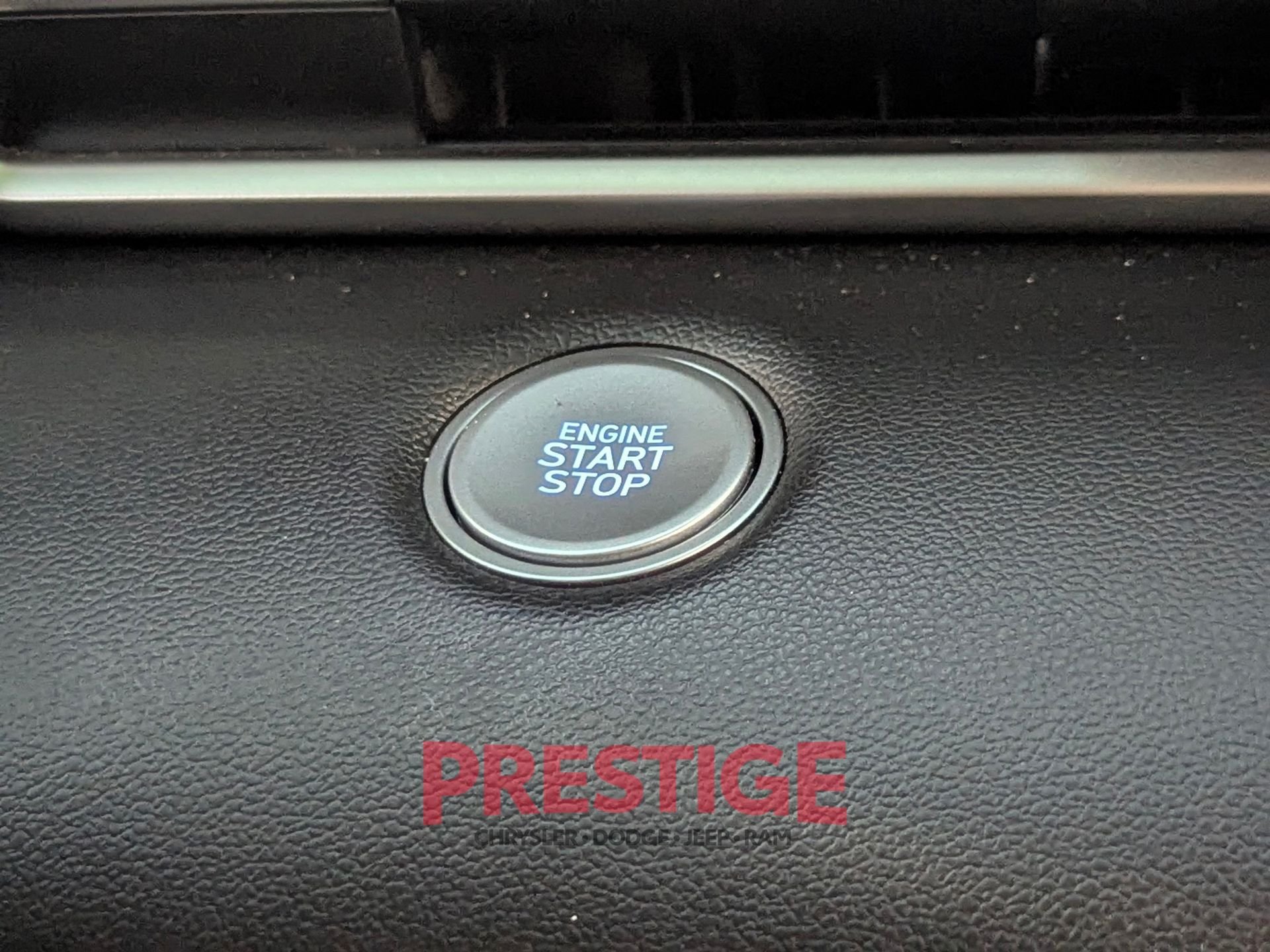 Used 2023 Blue Hyundai SEL image 22