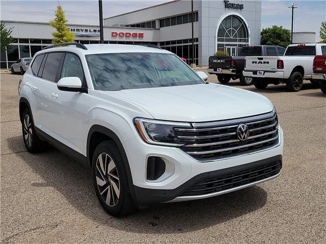 Used 2023 White Volkswagen 2.0T SE w/Technology Front-Wheel Drive image 6