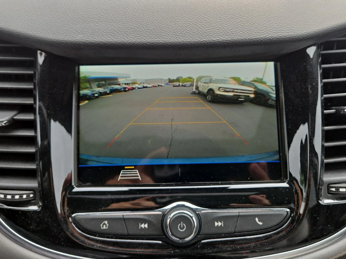 Used 2019 Pacific Blue Metallic Chevrolet Premier image 6
