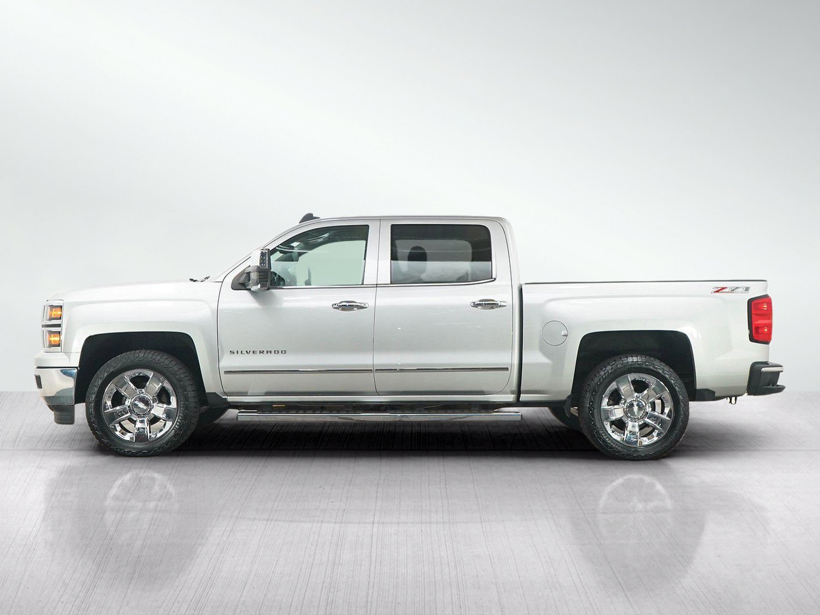 Used 2015 Silver Ice Metallic Chevrolet LTZ image 2