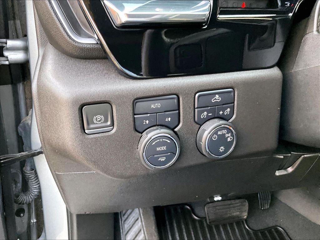 Used 2023 Gray Chevrolet LT image 26