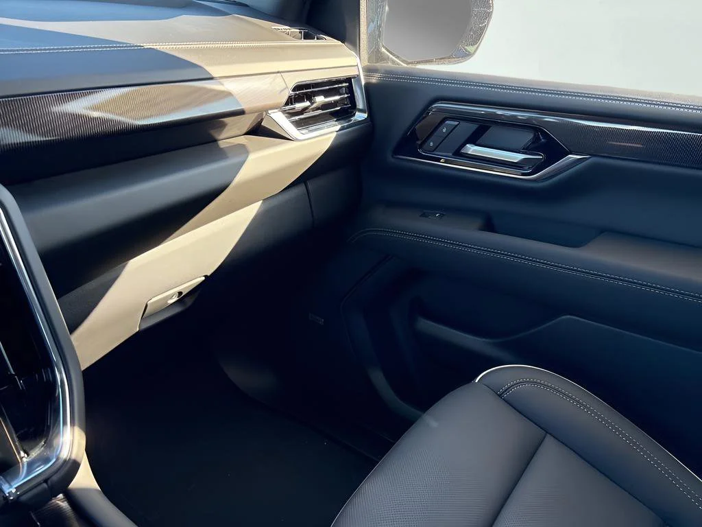 2026 GMC Yukon Elevation - Photo 30