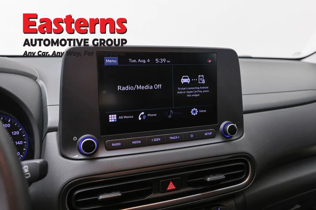Used 2023 Gray Hyundai SEL image 18