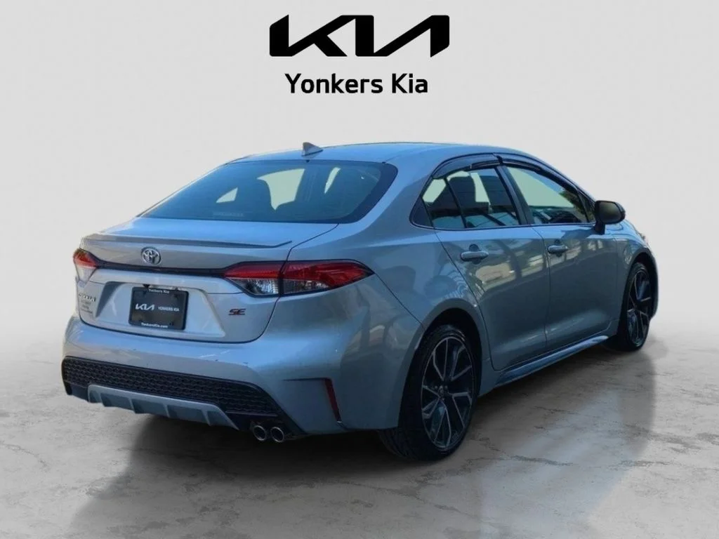 Used 2020 Silver Toyota SE image 6