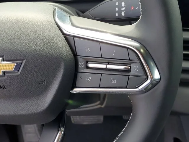 New 2026 Summit White Chevrolet LT - Extended Range image 19