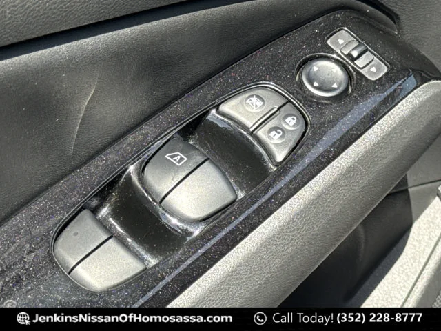 Used 2024 Gray Nissan 2.5 SR image 30