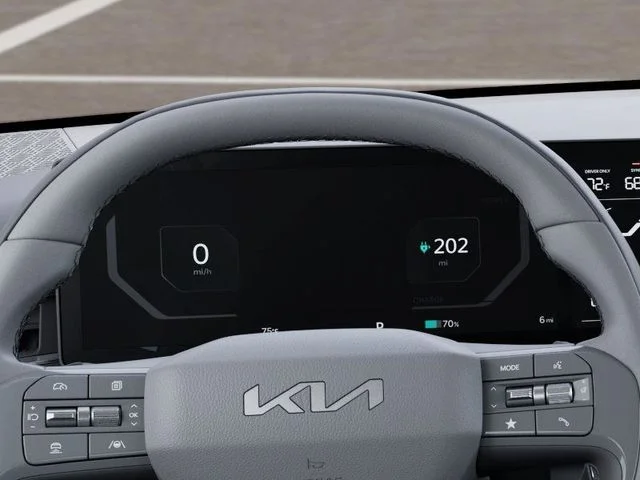 New 2026 White Kia Wind image 21