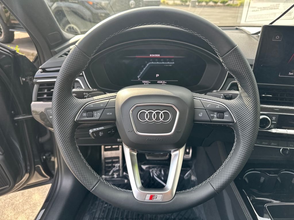Used 2024 Daytona Gray Pearl Effect Audi 3.0T Premium Plus image 18