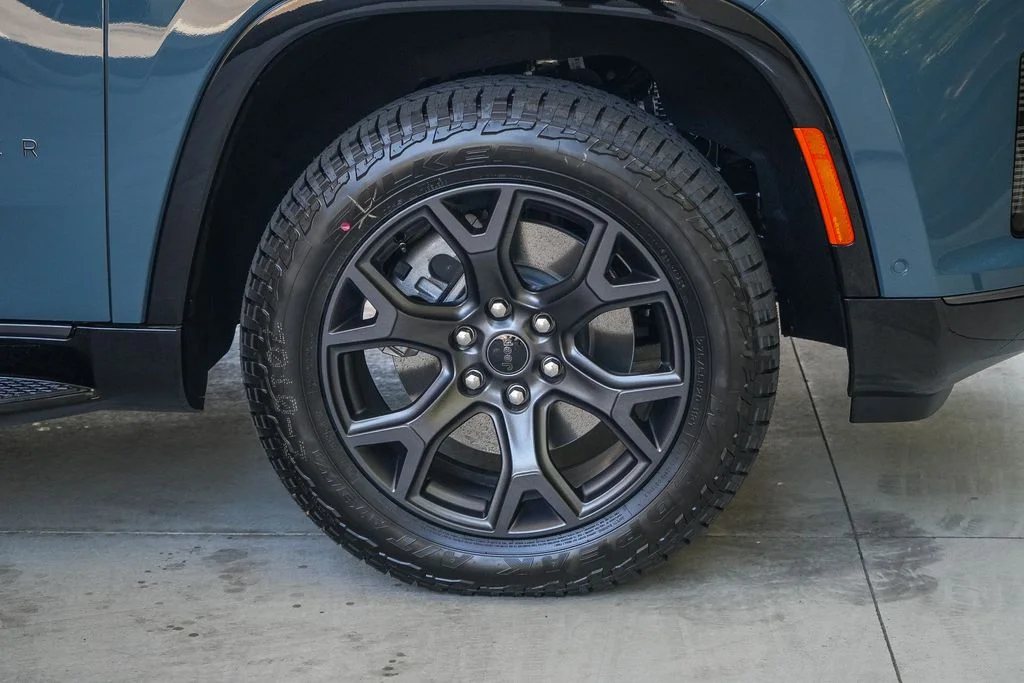 New 2026 Steel Blue Exterior Paint Jeep Upland image 11