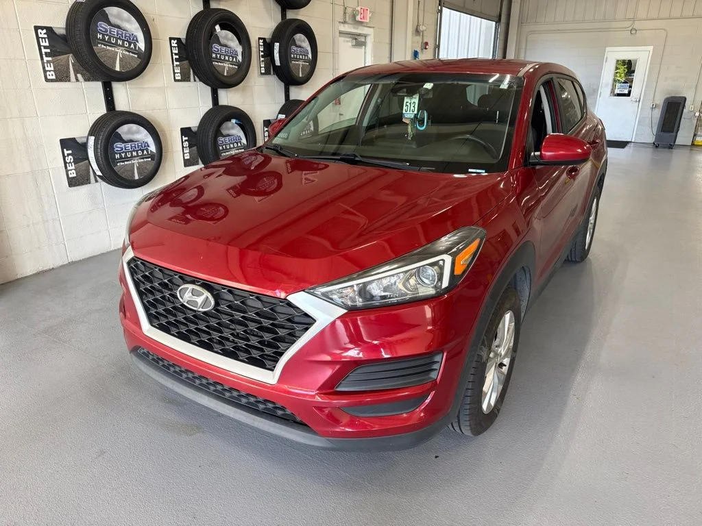 Certified Used 2021 Red Hyundai SE image 1