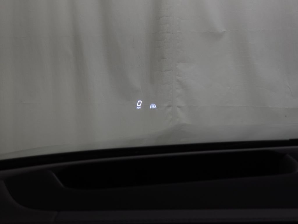 Used 2025 White Mercedes-Benz GLS 580 image 26