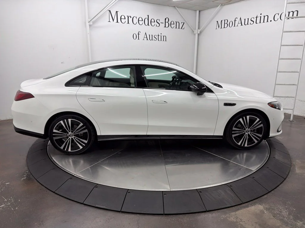 New 2027 White Mercedes-Benz CLA 220 image 8