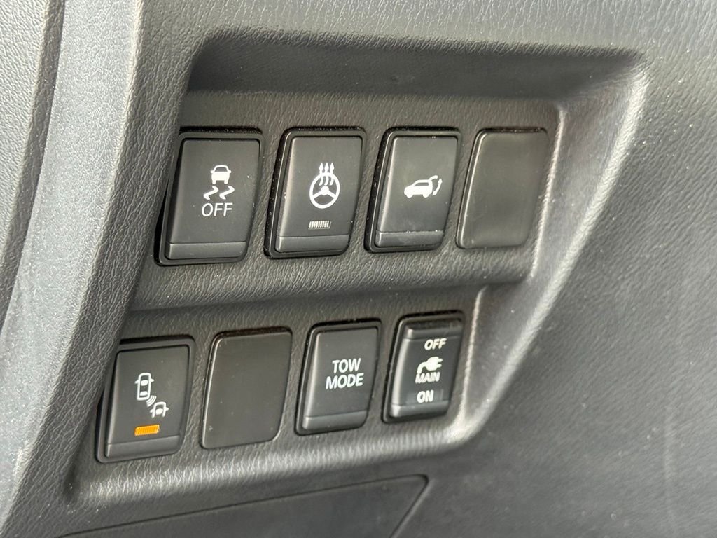 Used 2019 Black Nissan SL image 24