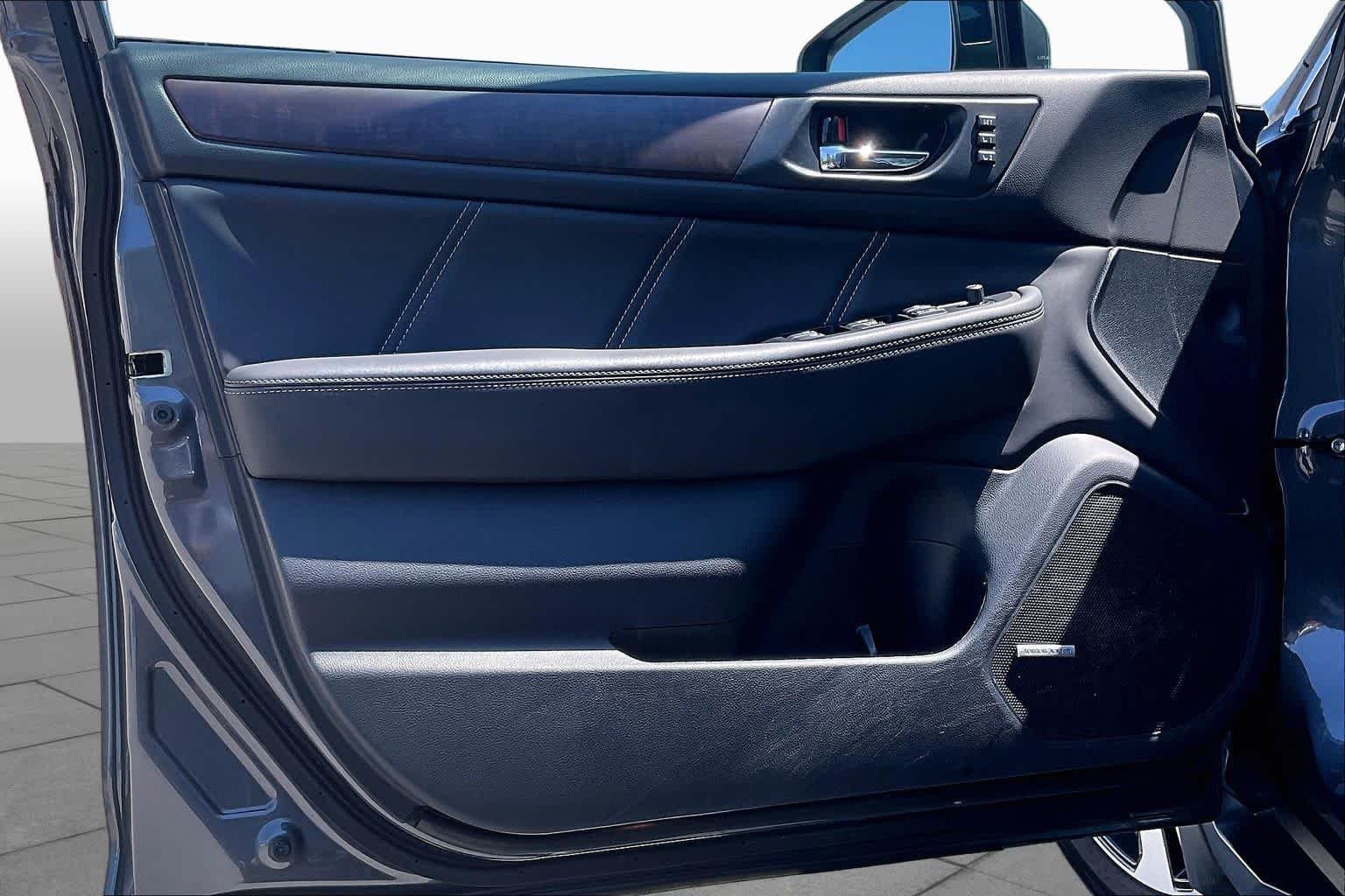 Used 2019 Magnetite Gray Metallic Subaru Limited image 22