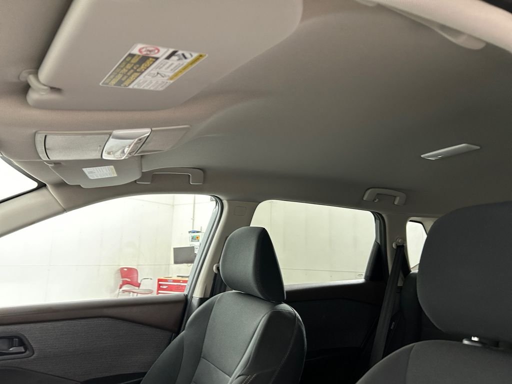 Used 2023 Gray Nissan S image 25