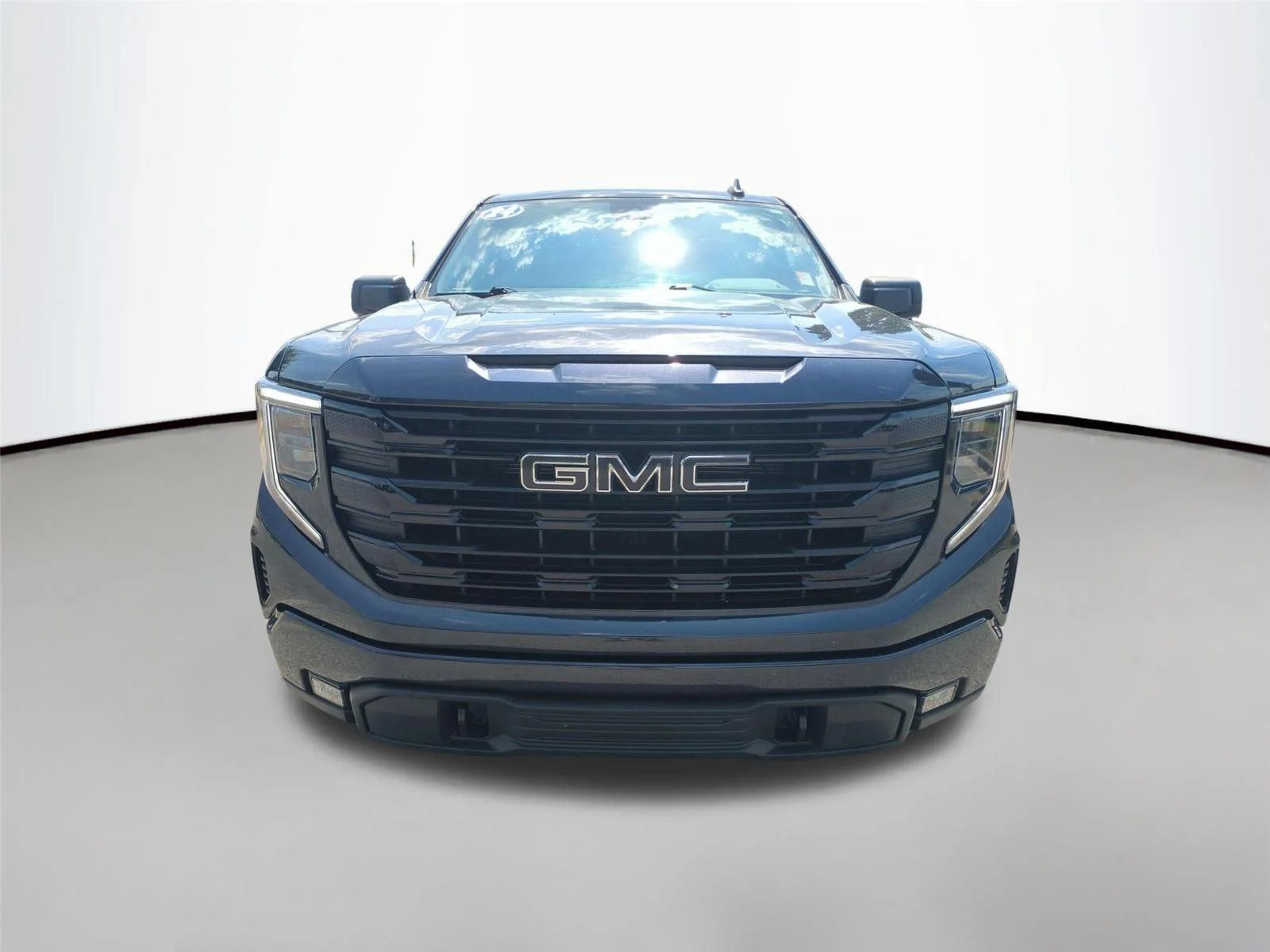 Used 2024 Onyx Black GMC Elevation image 14