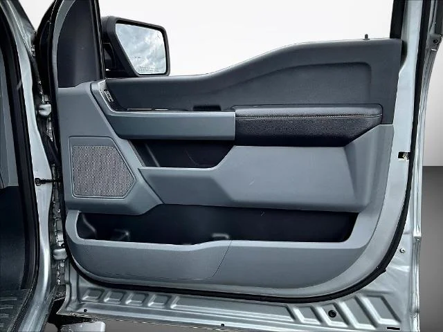 Used 2023 Silver Metallic Ford XLT image 64