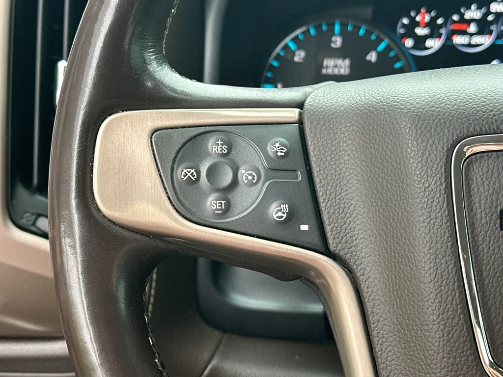 Used 2017 Onyx Black GMC Denali image 17
