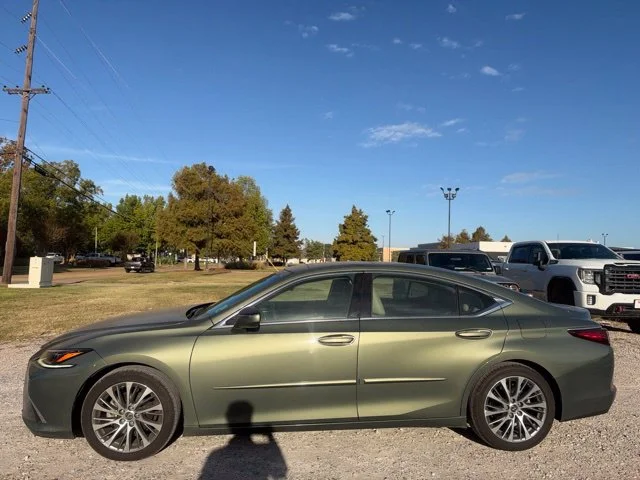 Used 2019 Green Lexus 350 Luxury image 7