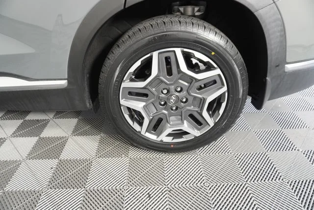 Used 2022 Gray Hyundai Limited image 18