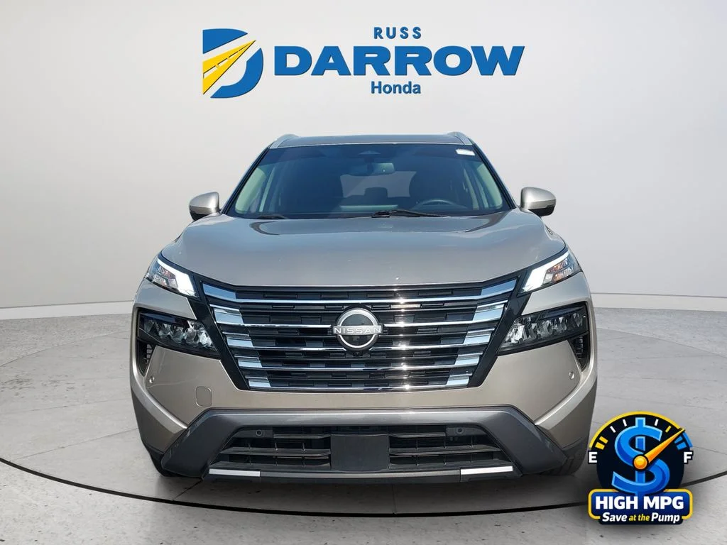 Used 2024 Gold Nissan SL image 8