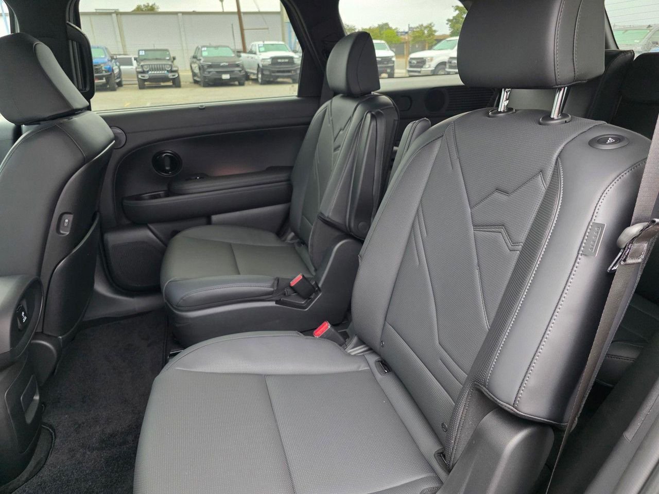 2026 Hyundai Palisade XRT Pro - Photo 14