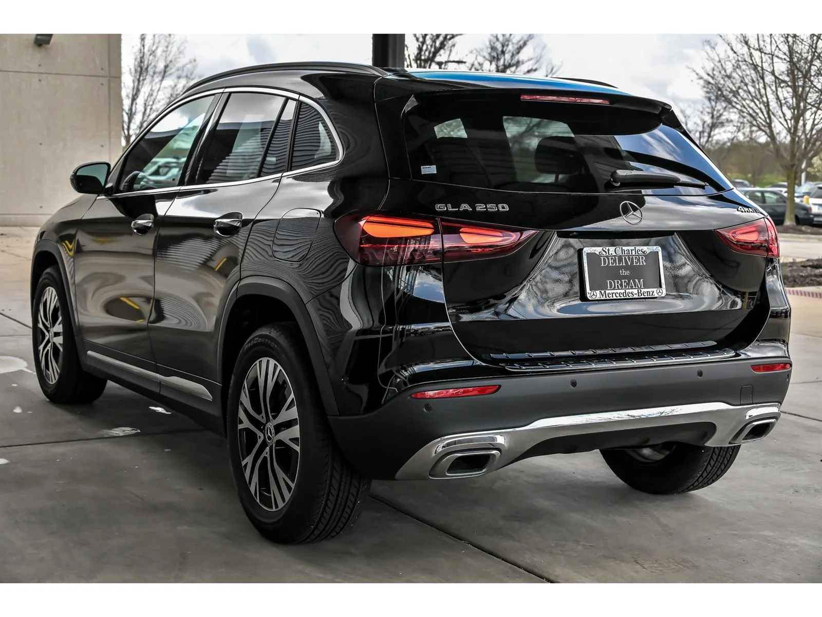 Certified Used 2026 Black Mercedes-Benz GLA 250 4MATIC® image 6
