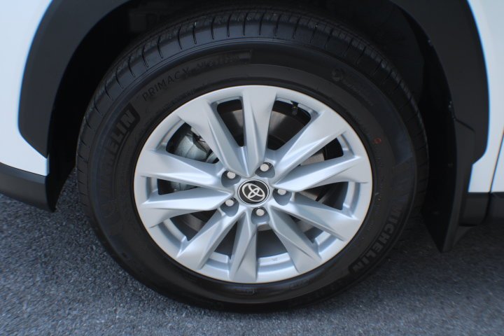 Certified Used 2026 Wind Chill Pearl Toyota LE image 49