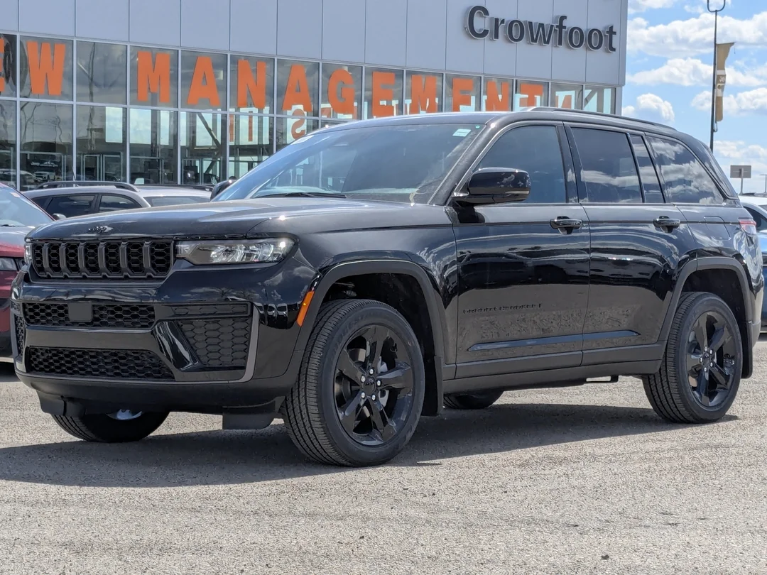 New 2026 Black Jeep Altitude - - 4x4 - 20 Gloss Black Wheels - 2.0L Turbo - Remote Start & More! image 4