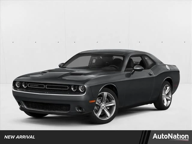 2016 Dodge Challenger SXT's photo