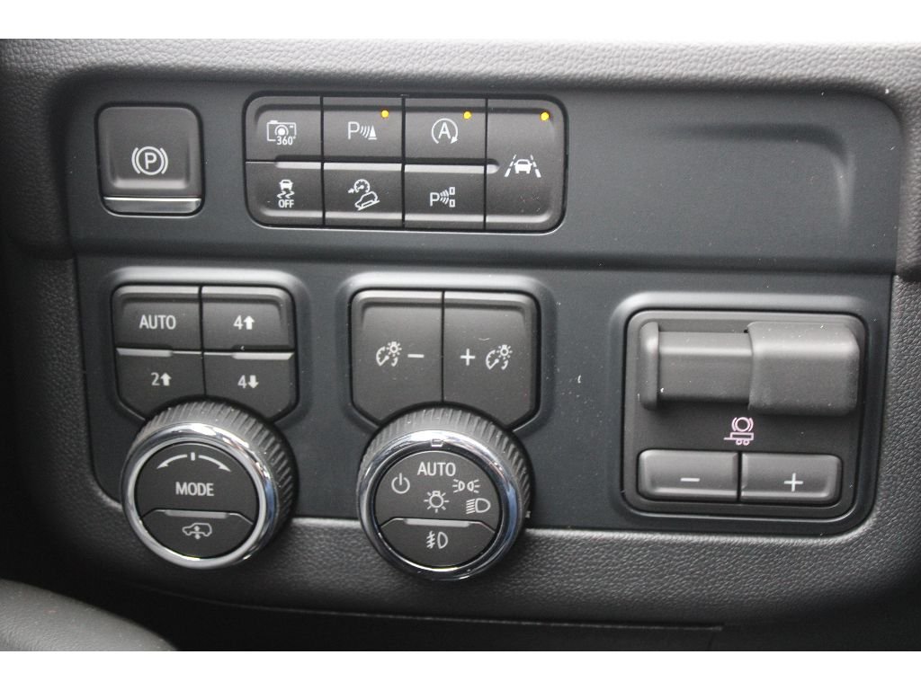 2026 Chevrolet Tahoe RST - Photo 19