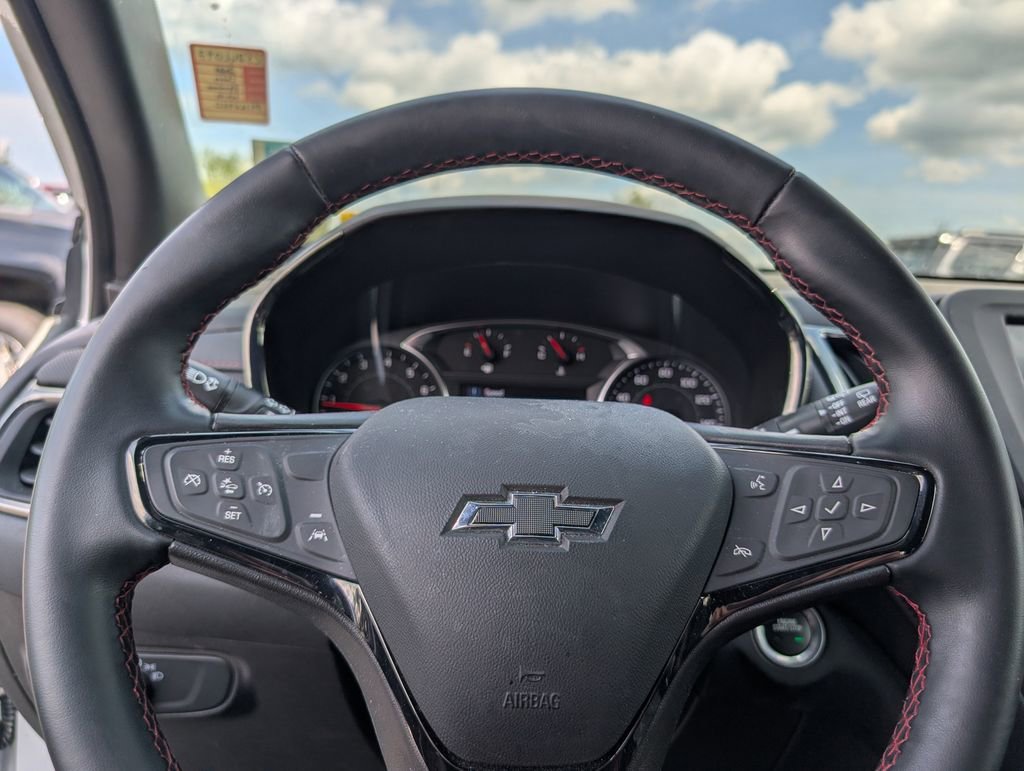 Used 2023 Summit White Chevrolet RS image 14