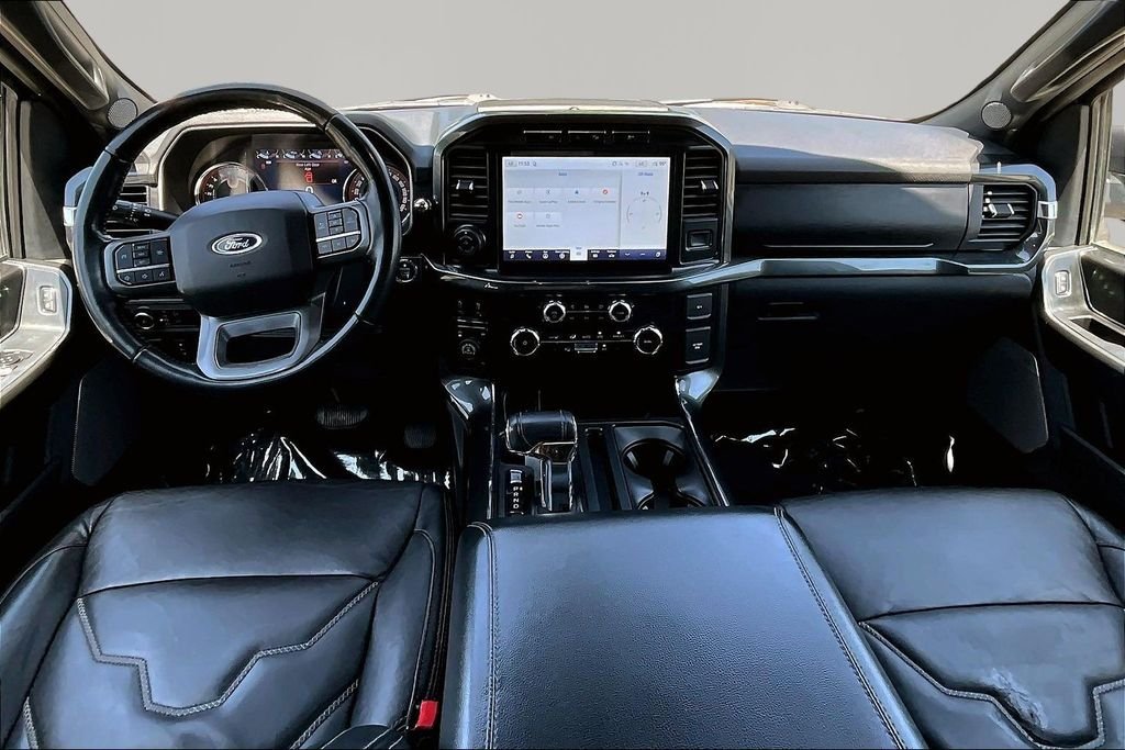 Used 2022 White Ford Lariat image 8