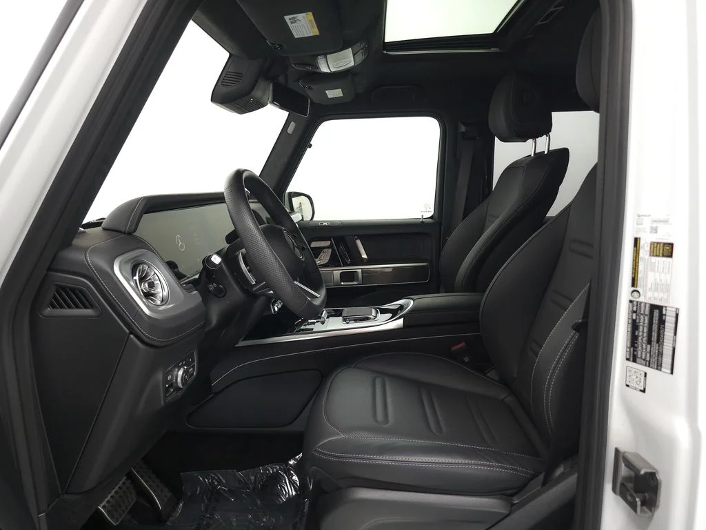 Certified Used 2025 Moonlight White Metallic Mercedes-Benz G 550 image 8